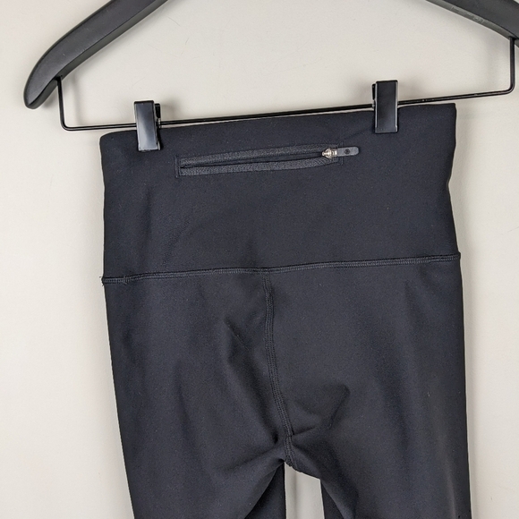 LULULEMON Zoned in tight Size 4 Black 27"  length - Picture 9 of 12